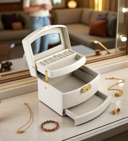 (1Pc) White Faux Leather Mirror Multiple Compartments with Lock Jewellery Organizer