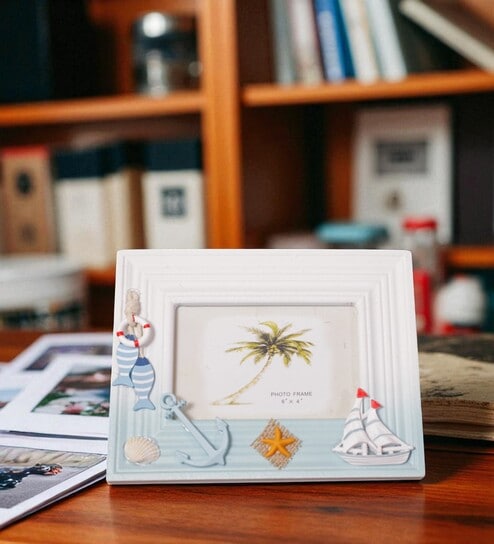 (1Pc) White Glass Sailing Spirit Frame