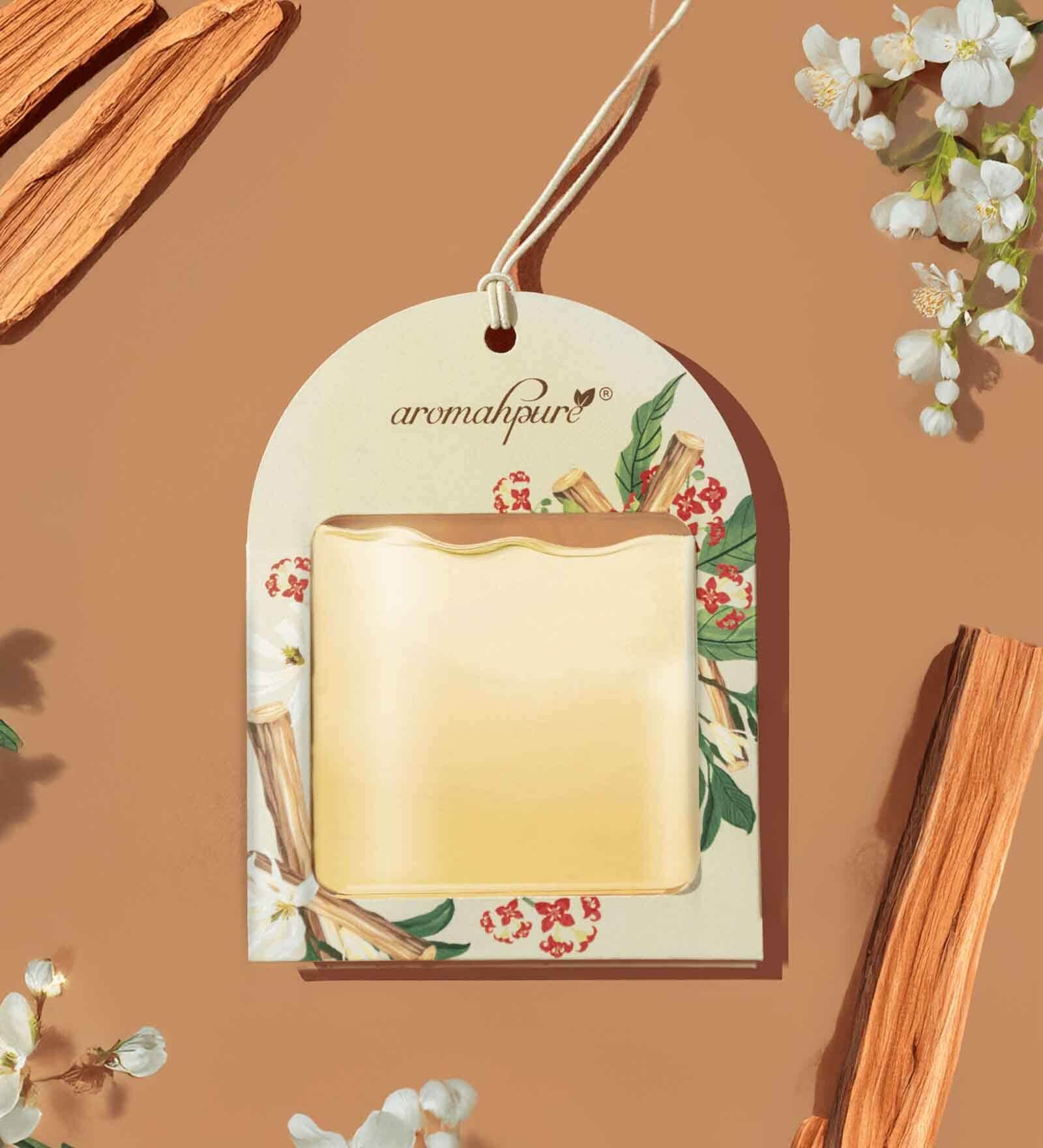 (Pack of 3)  Sandalwood Gel Wink Hanging Car Perfume