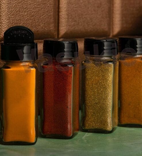 (Pack of 4) 120 ml Square Glass Spice Jars Clear Jars with Two Sided Sifter Cap & Freshness Seal