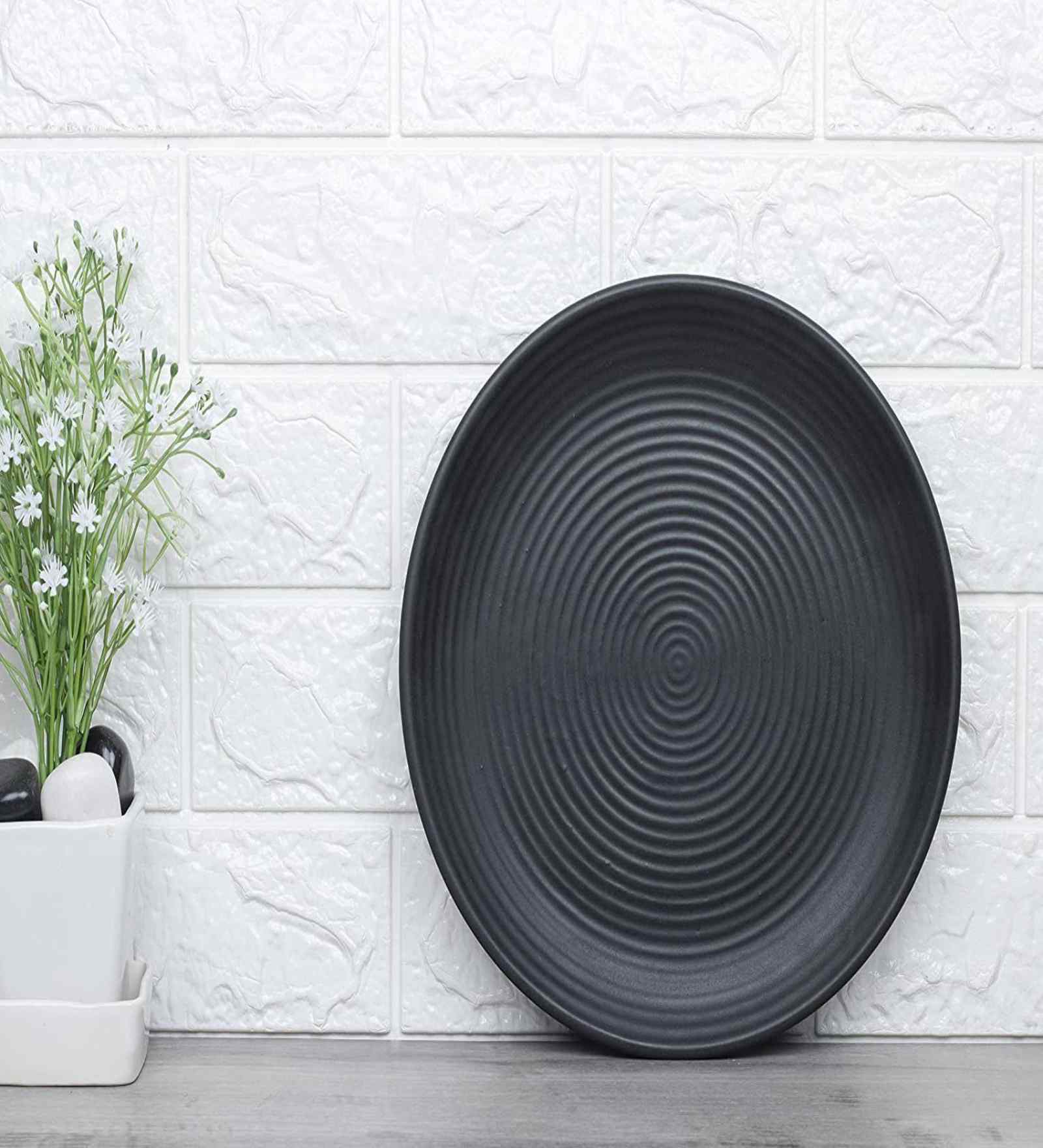 (Set of 2) 10 Inch Handmade Solid Ceramic Dining Plate (Black)
