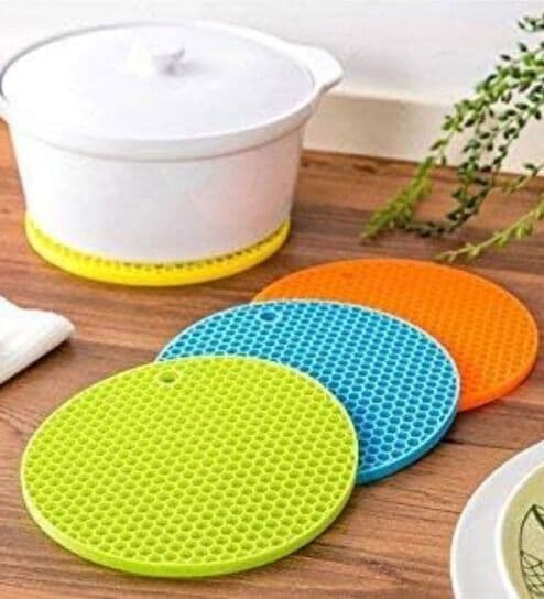 (Set of 4) Silicone Food Grade Heat Resistant, Non Slip Trivet Mats