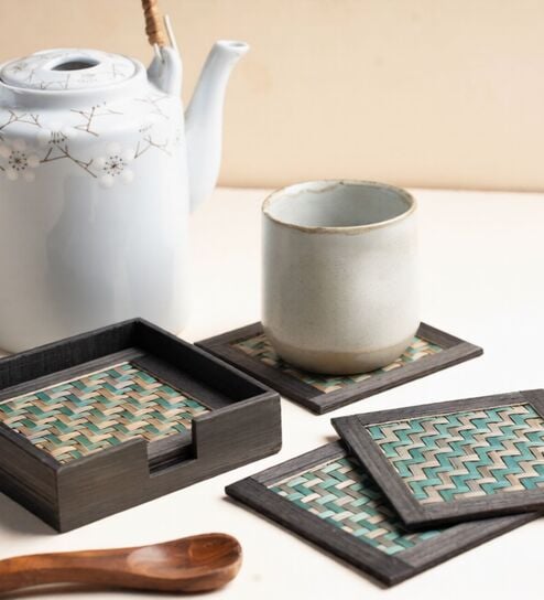 (Set Of 5) Black Bamboo Handwoven  Coaster Set With Wooden Case