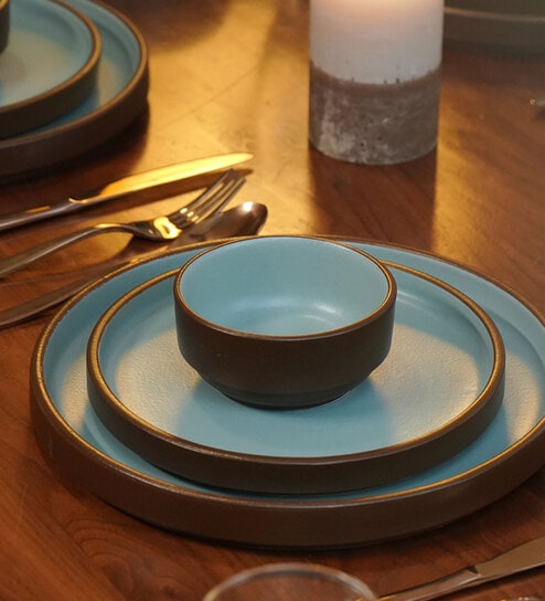 Set of 6 Blue Stoneware Quarter Plate