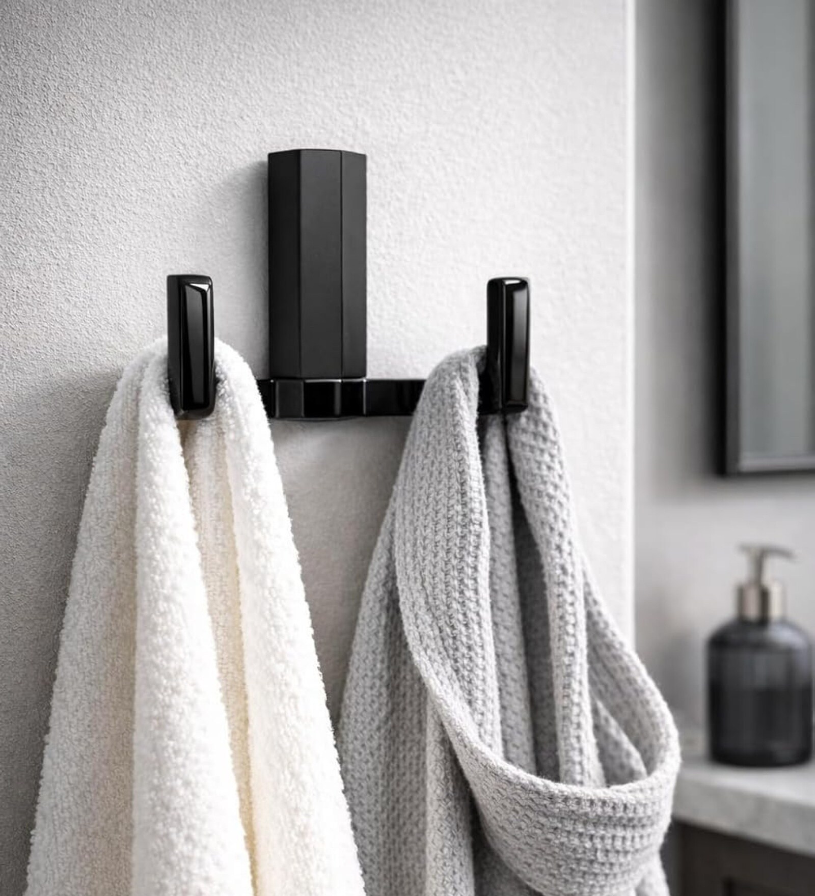 1 Pc Black Metal Double Wall Hook