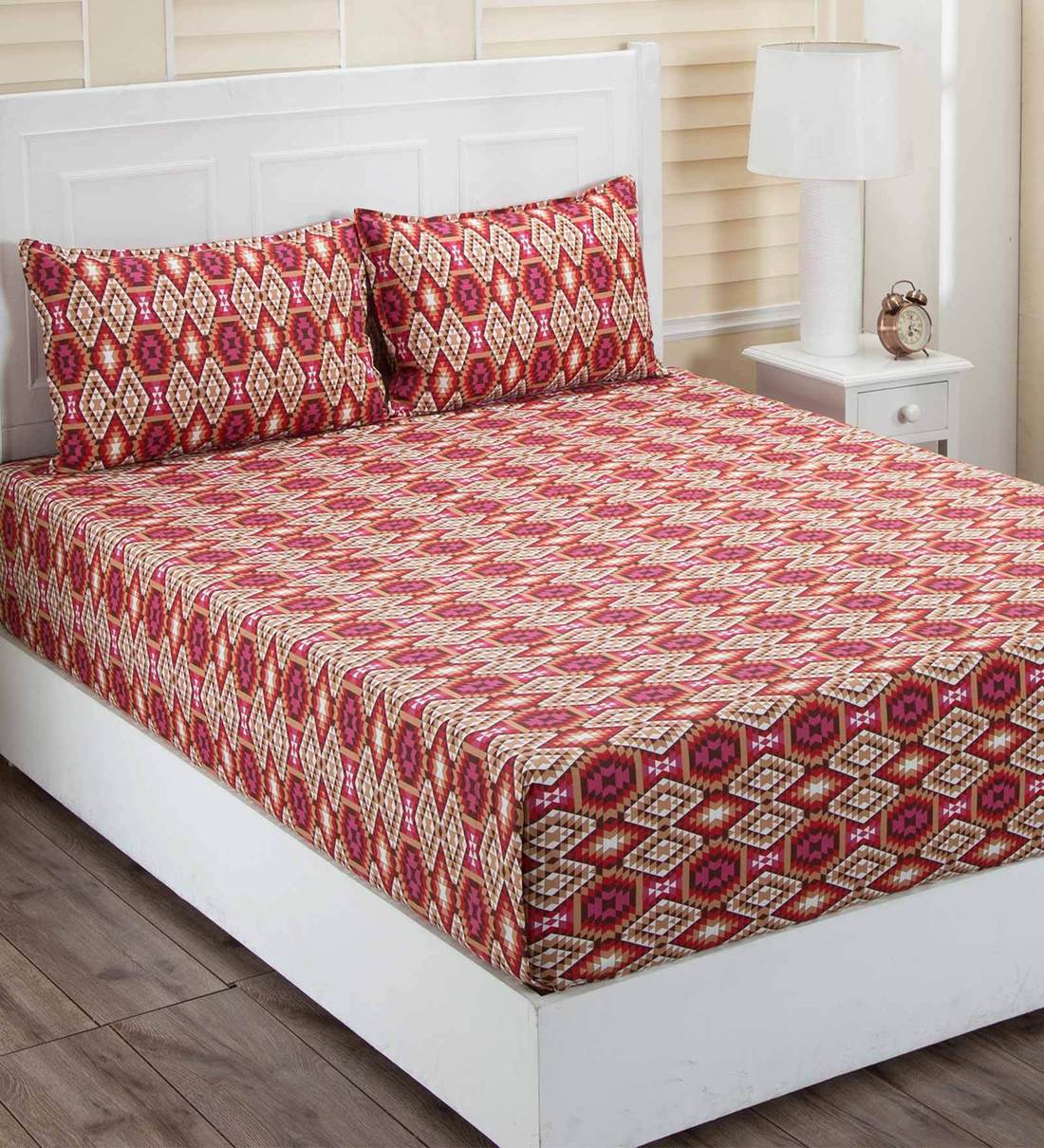 Buy Inhouse Donatella 144 Tc Cotton Double Bed Sheet With 2 Pillow