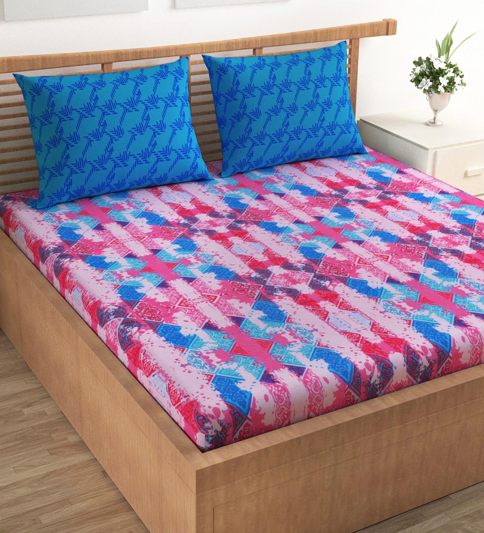 Buy Cotton 120TC Double Bedsheet With 2 Pillow Covers at 39 OFF by