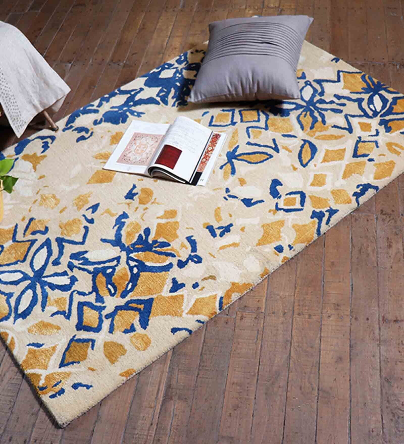 Multicolor Abstract 100% Wool 4 ft x 6 ft Hand Tufted Carpet