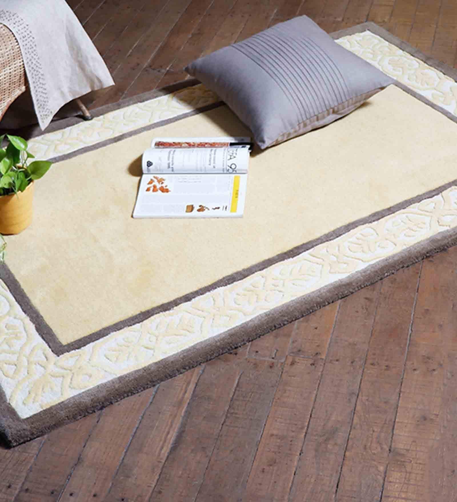 Cream Floral 100% Wool 4 ft x 6 ft Hand Tufted Carpet