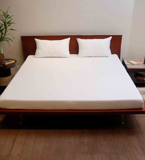 White Solid 300 TC Cotton Blend Queen Sized Bed Sheets with 2 Pillow Covers by Zeba