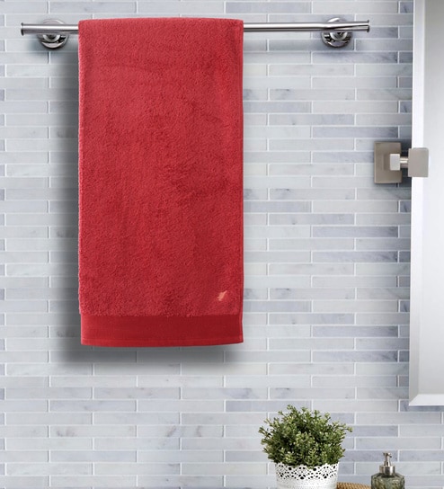 Red Solid 550 GSM 100 % Cotton Bath Towel by Maspar
