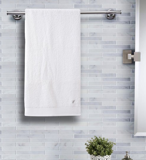 White Solid 550 GSM 100 % Cotton Bath Towel by Maspar