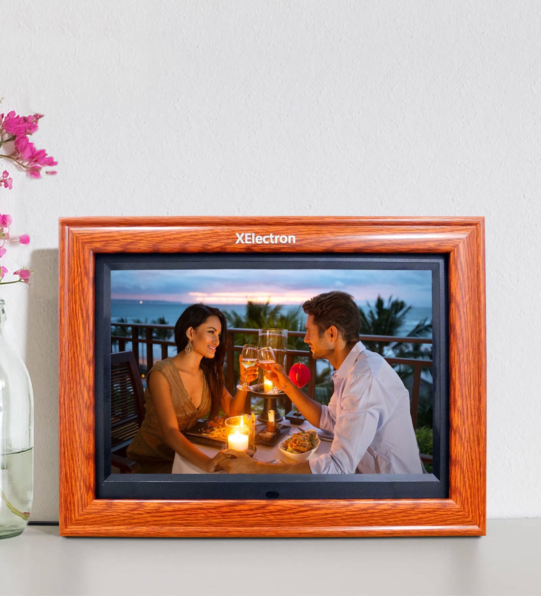 Buy 12 Inch IPS Display Plastic Digital Photo Frame In Brown Colour By