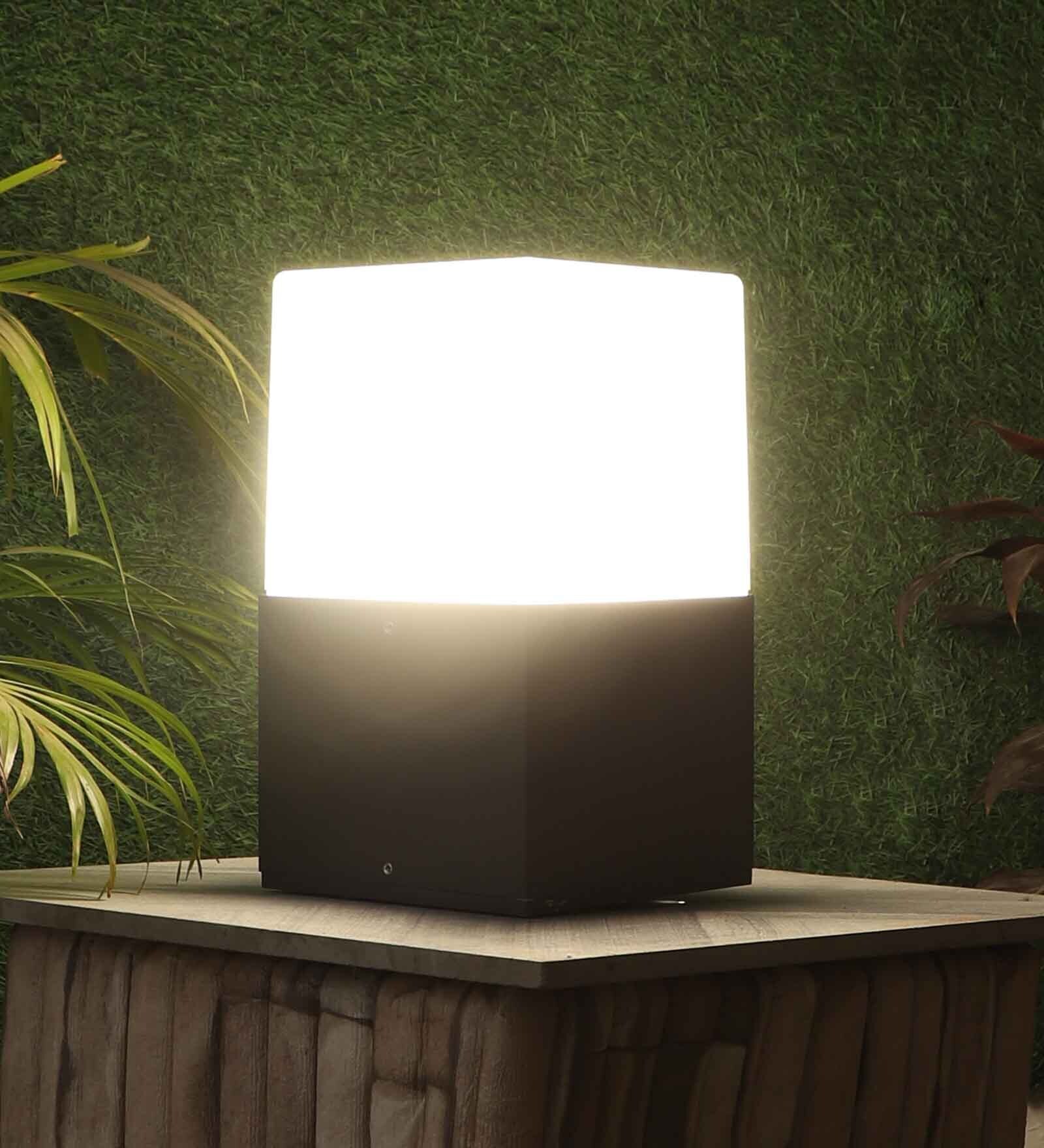 12 Watts Aluminium Gate Pillar Post Light (E27 Holder)