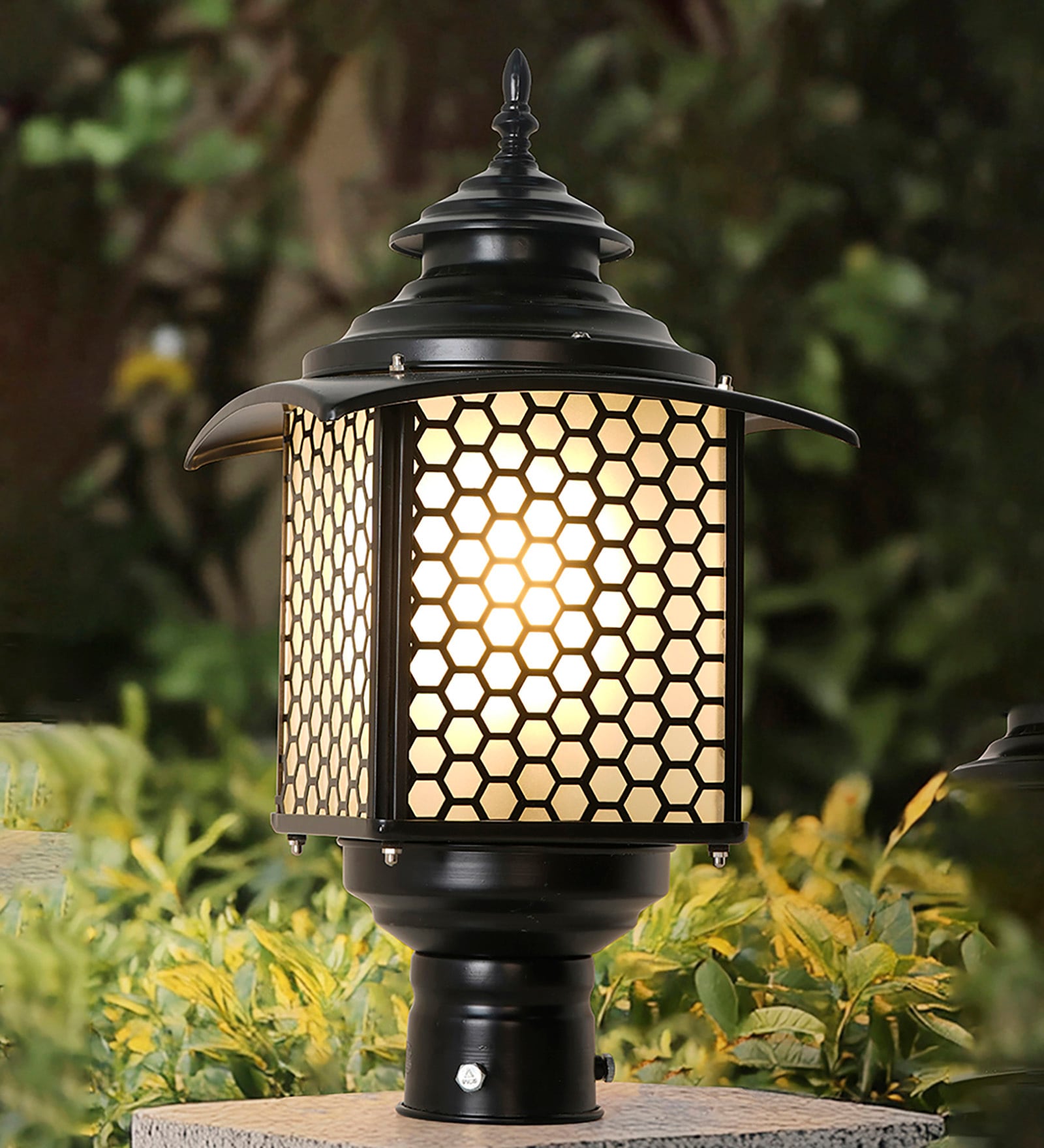 18-Inch Victorian Hexagonal Mesh Gate Light | Black Aluminum & Steel Outdoor Post Light