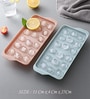 18 Cavity Diamond Plastic Ice Tray
