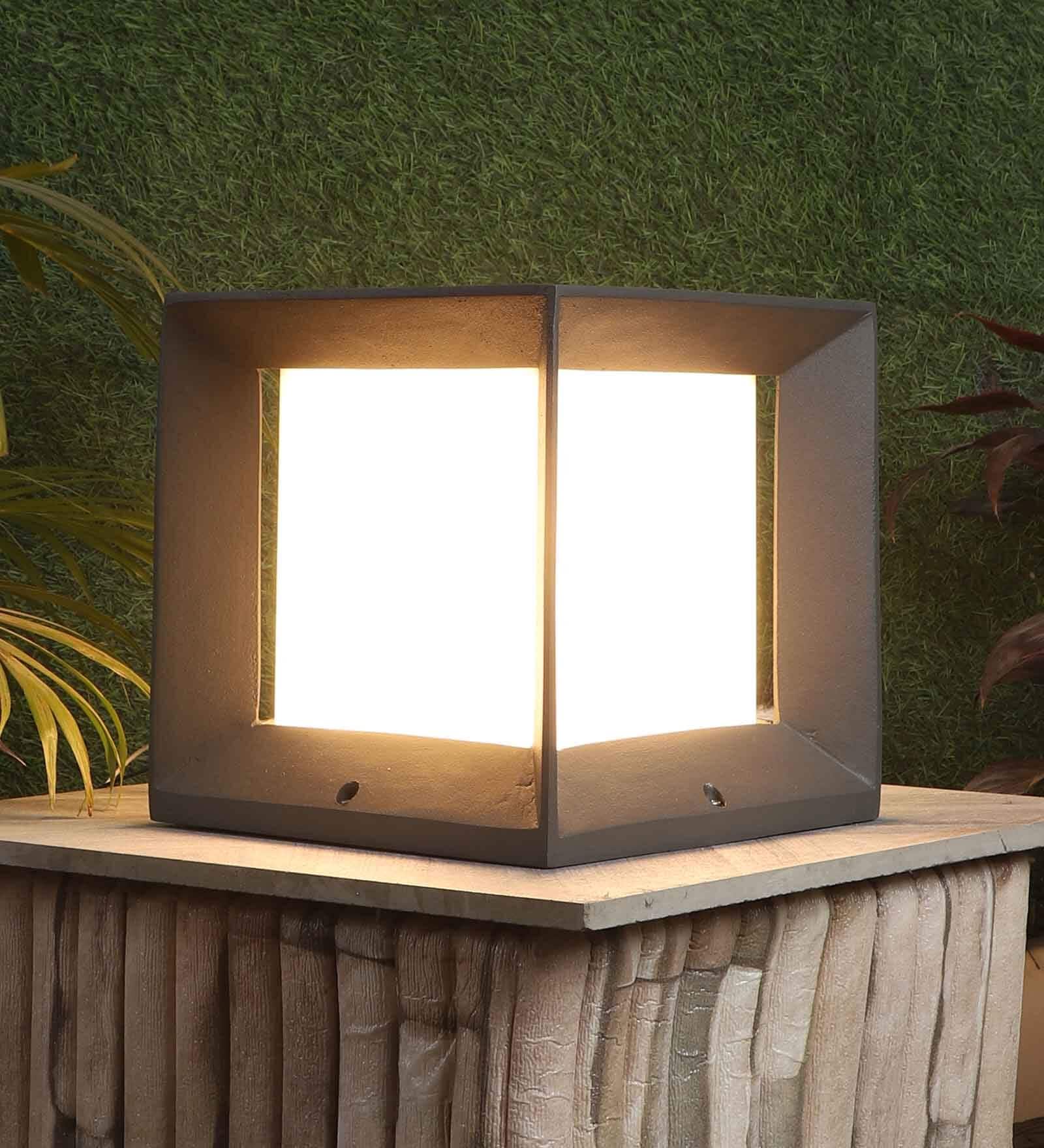 20 Watts Aluminium Gate Pillar Post Light (E27 Holder)