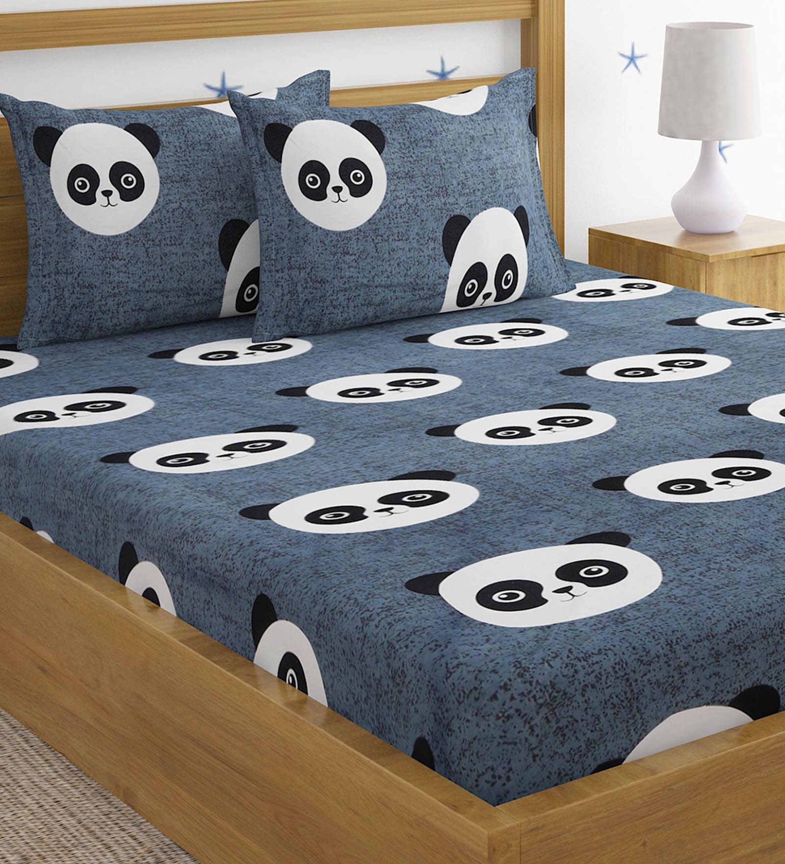 Grey Panda Print 220 TC Poly Cotton Double Size Bedsheet With 2 Pillow Covers