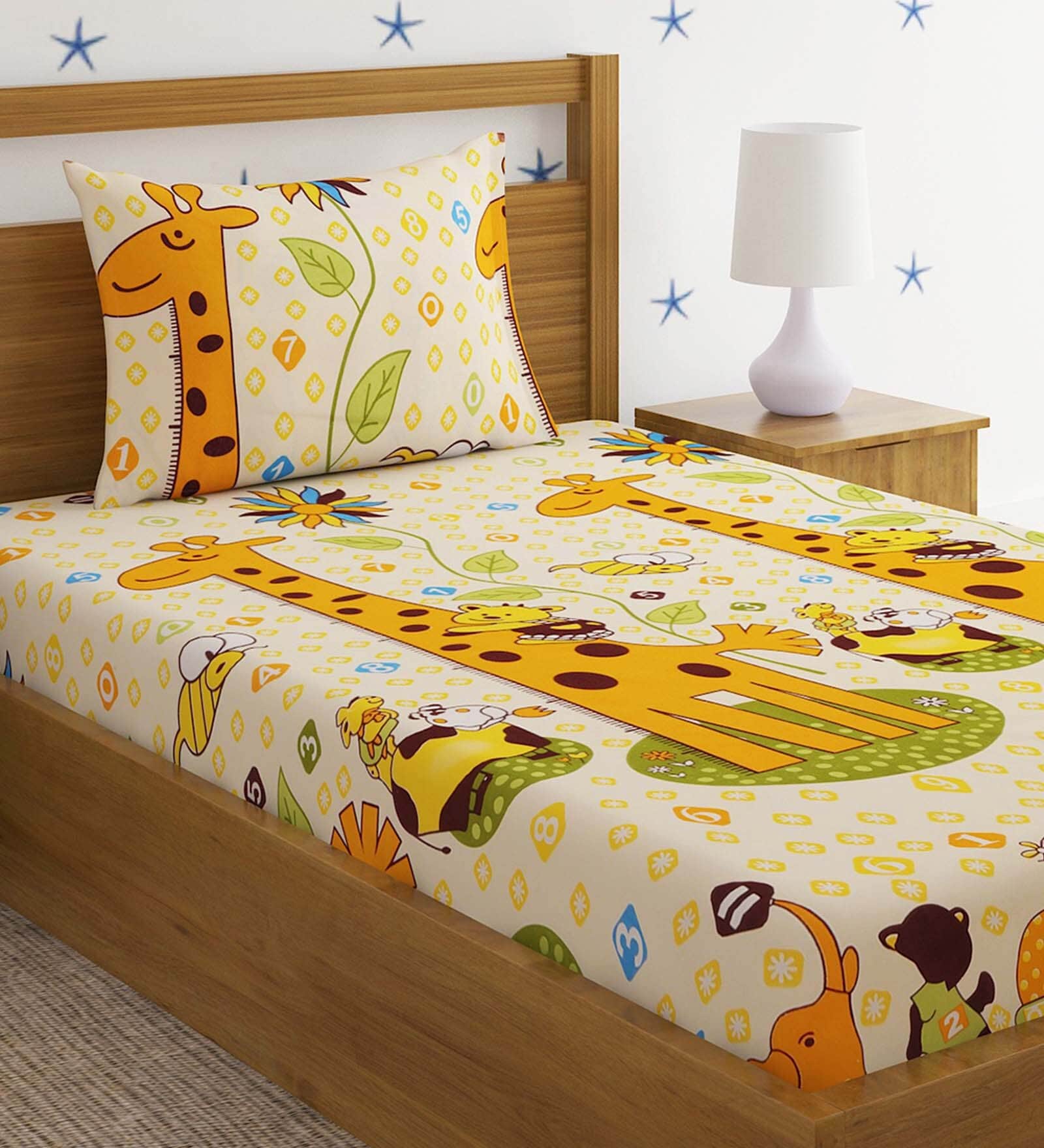 Multicolor Giraffe Print 220 TC Poly Cotton Single Size Bedsheet With 1 Pillow Covers