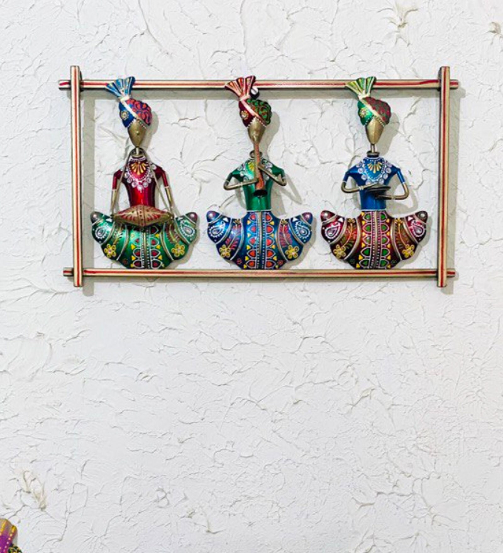 Multicolour  Decorative Safa Iron Panel Showpiece (Set Of 3)