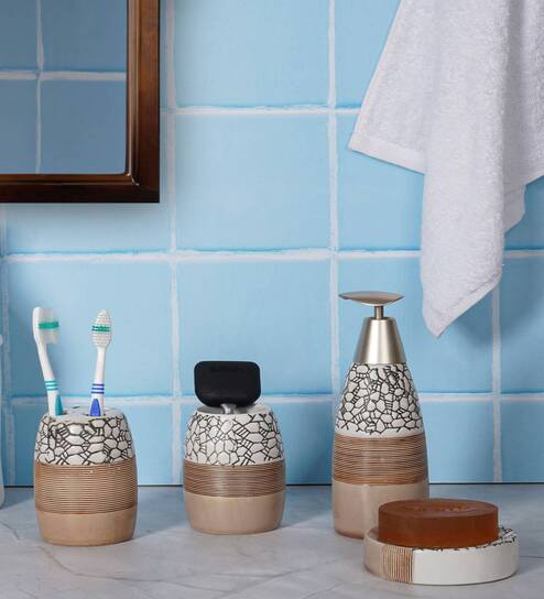 300 ML Set Of 4 Beige Porcelain Pebble Creek Bath Set