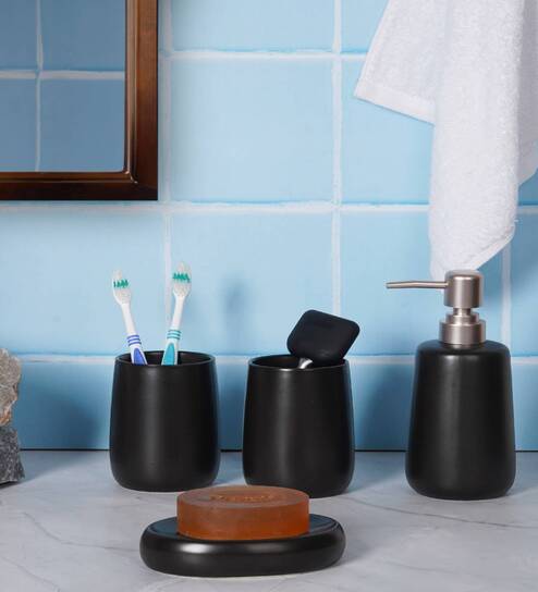 300 ML Set Of 4 Black Porcelain Bath Bliss Set