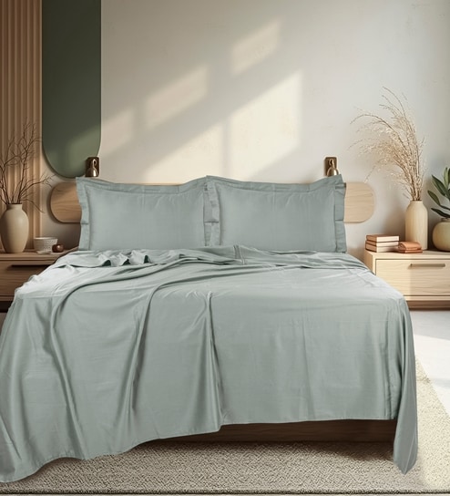 Grey 300 TC Cotton King Sized Bedsheet With 2 Pillow Covers