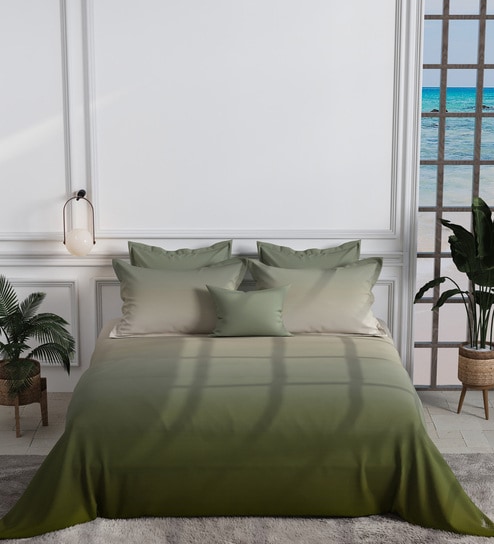 Green 300 TC King Size Bedsheet with 2 Pillow Covers