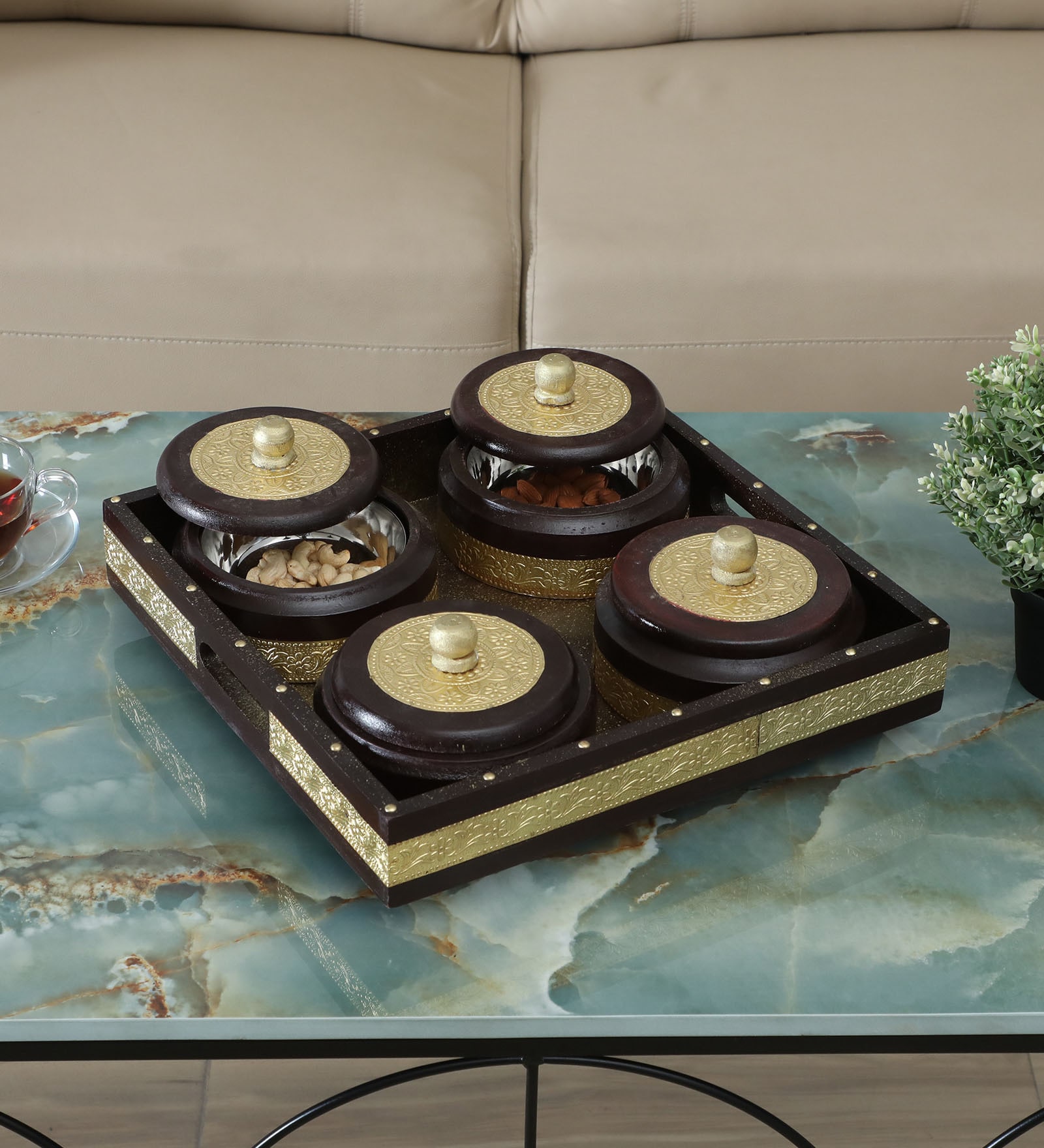 4 BOWL DRY FRUIT TRAY, METAL FITTING, CLASSIC THEME