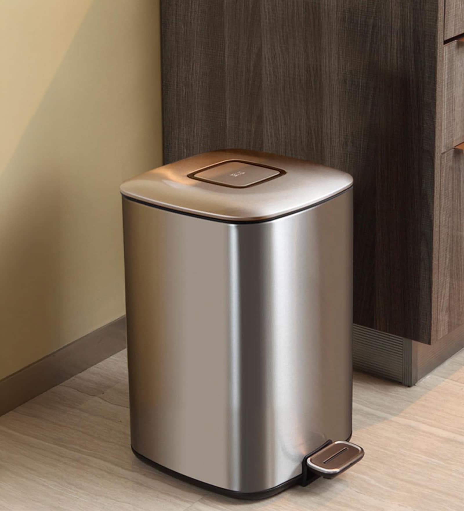 6 Litre Metallic Stainless Steel Dustbin