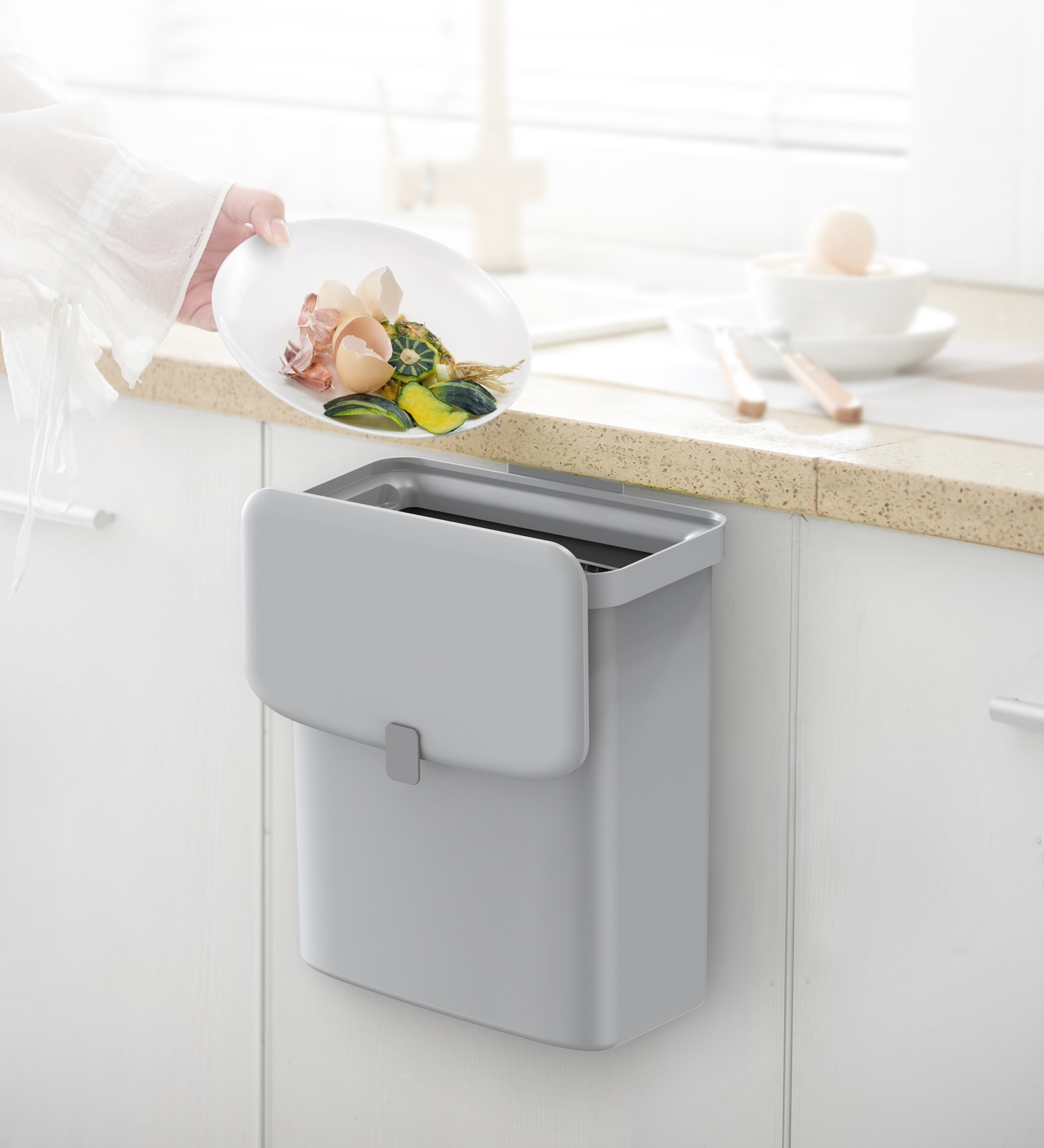 6 Litre Metallic Stainless Steel Dustbin