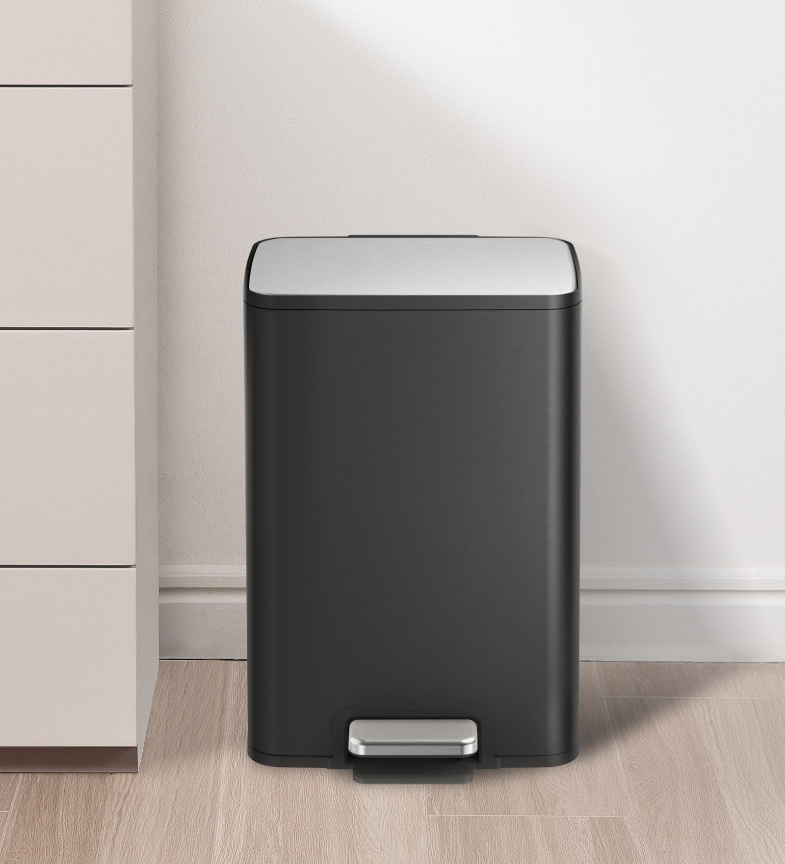 6 Litre White Stainless Steel Dustbin