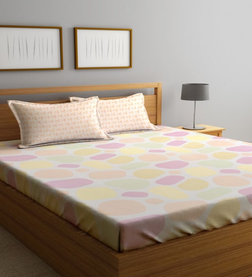 Multicolor Geometric 300 TC Poly Cotton Double Bedsheet with 2 Pillow Covers
