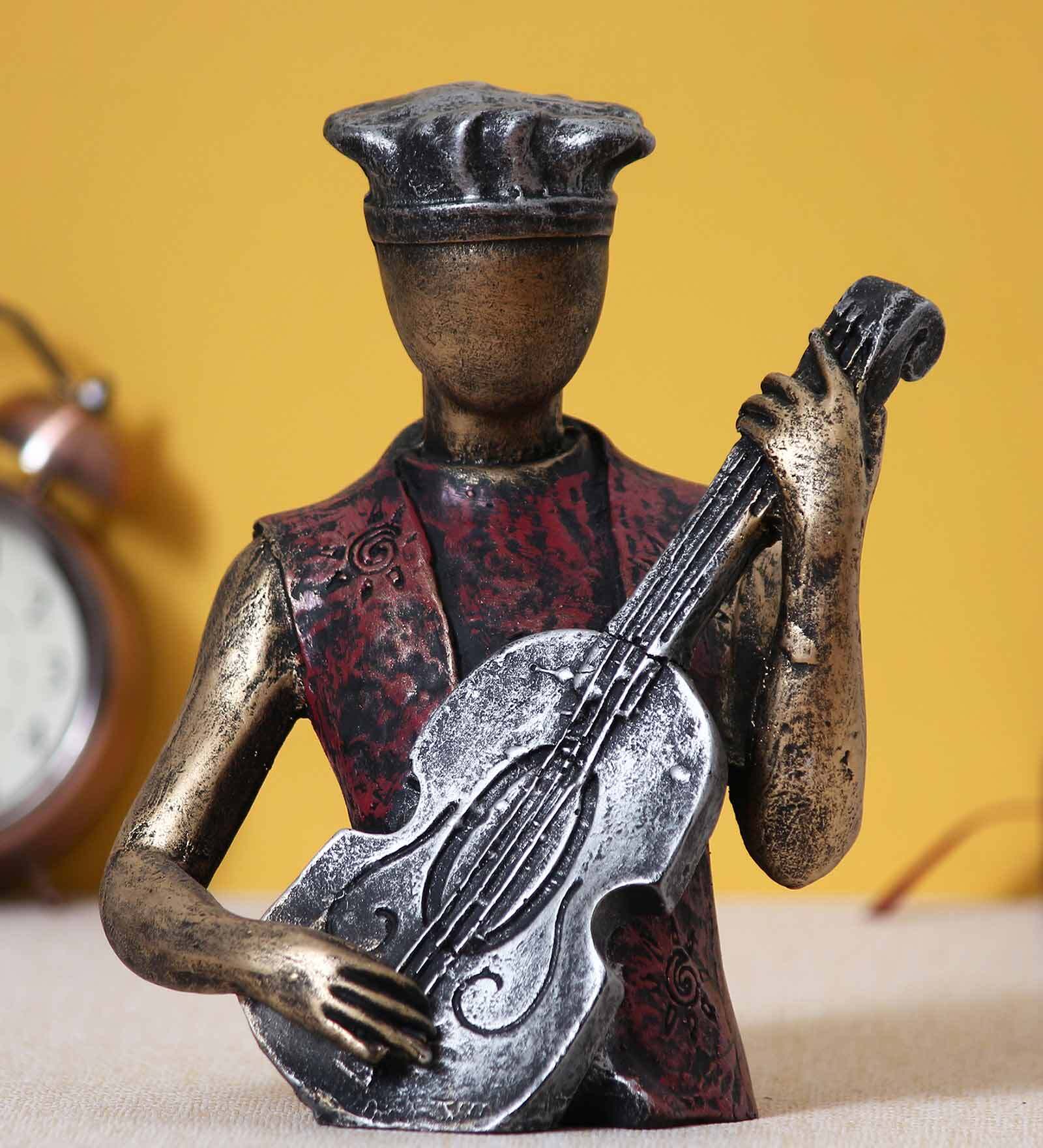 A Man With Hat & Guitar Polyresin Figurine