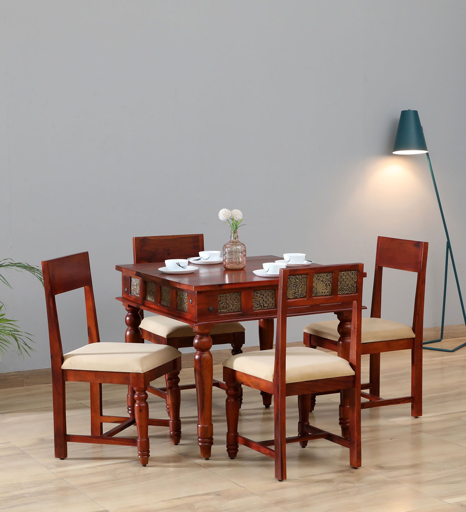 Aakrit Sheesham Wood 4 Seater Dining Set In Scratch Resistant Honey Oak Finish With Brass Cladding