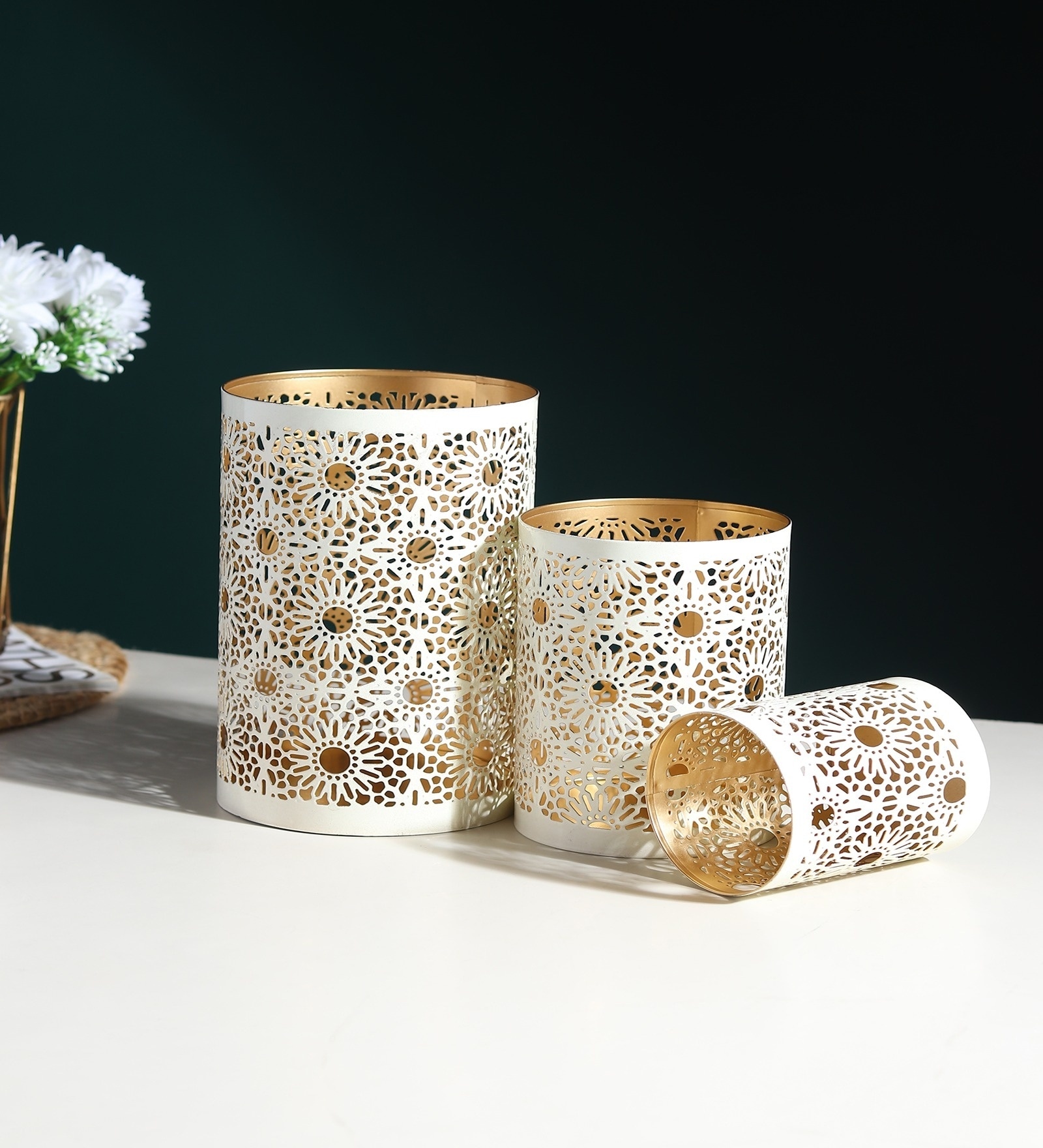 Ivory Aarika Candle Holder