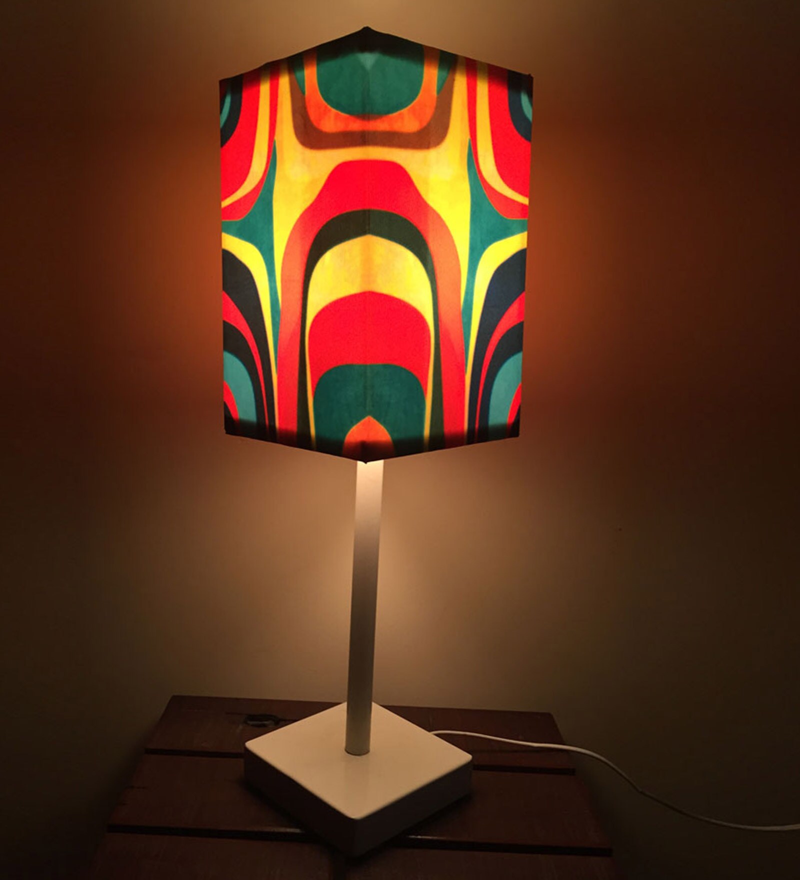 Nutcase Abstract Buy Abstract Art Designed Table Lamps in Multicolor at 33% OFF by ...