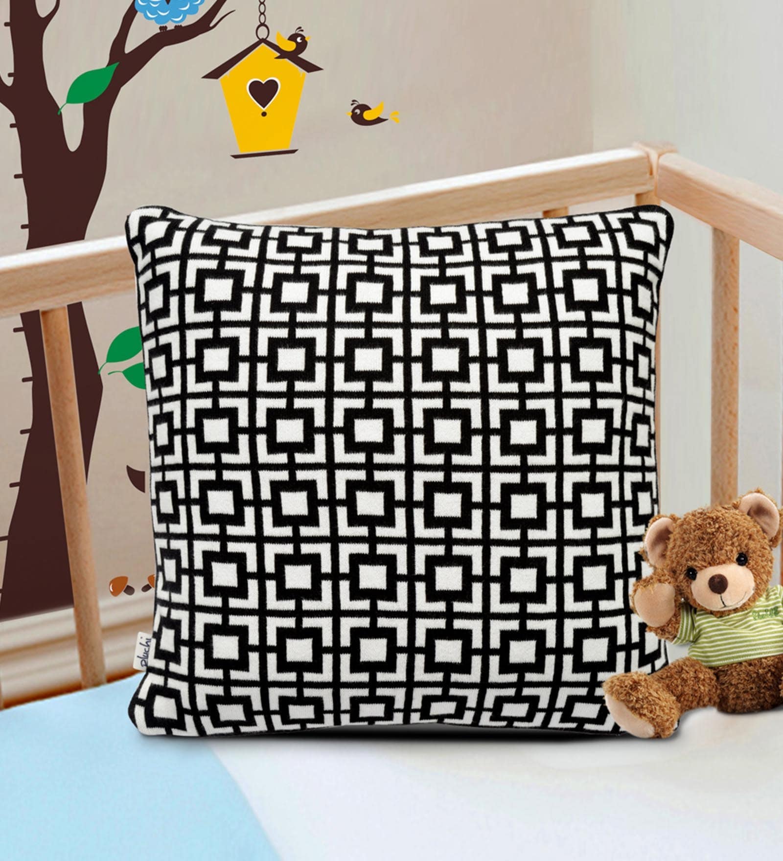 White Applique Cotton Cushion Cover (16 IN X 16 IN)