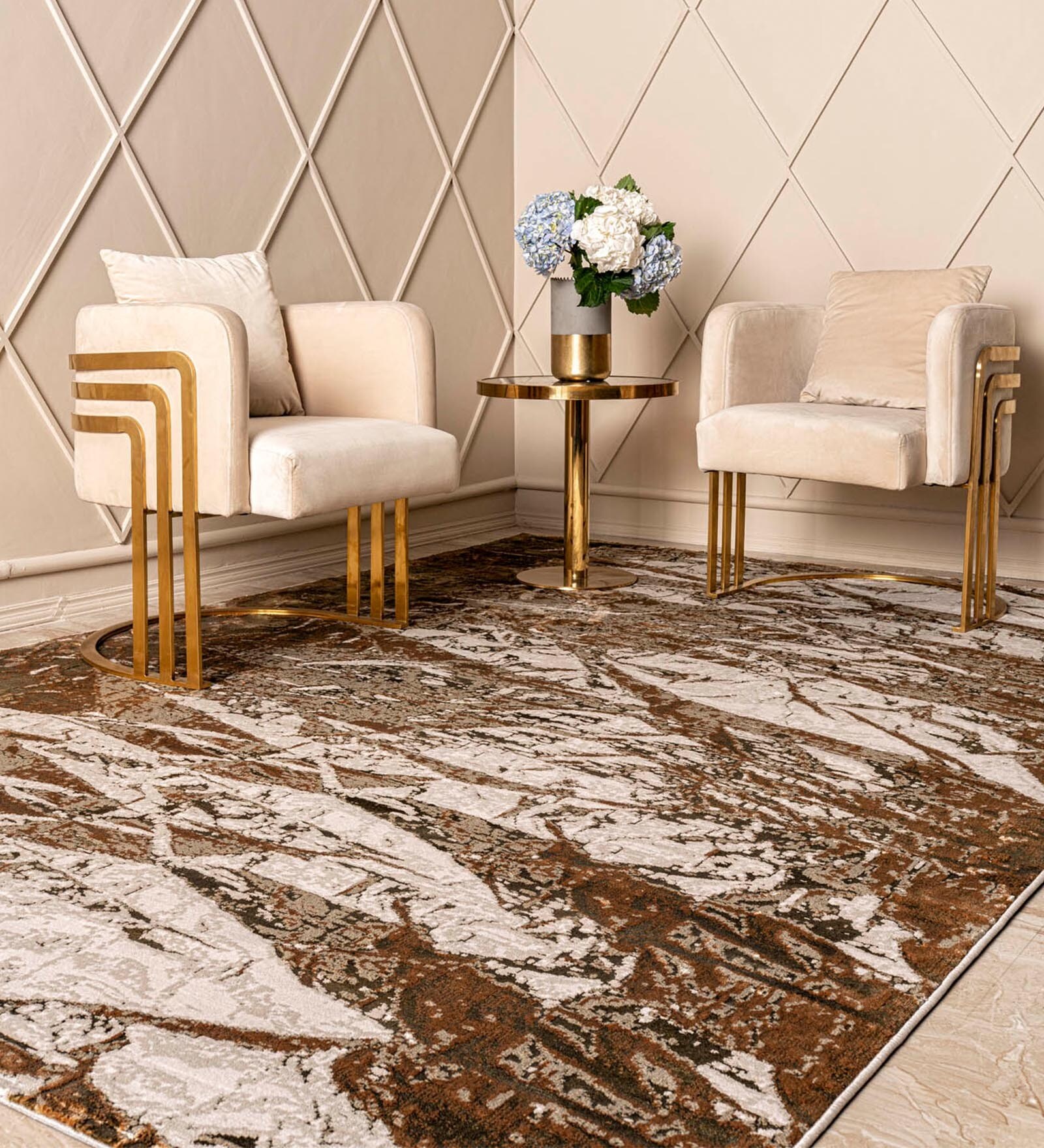 Abstract Pattern Polyester Machine Made 7 X 10 Feet Carpet Rug