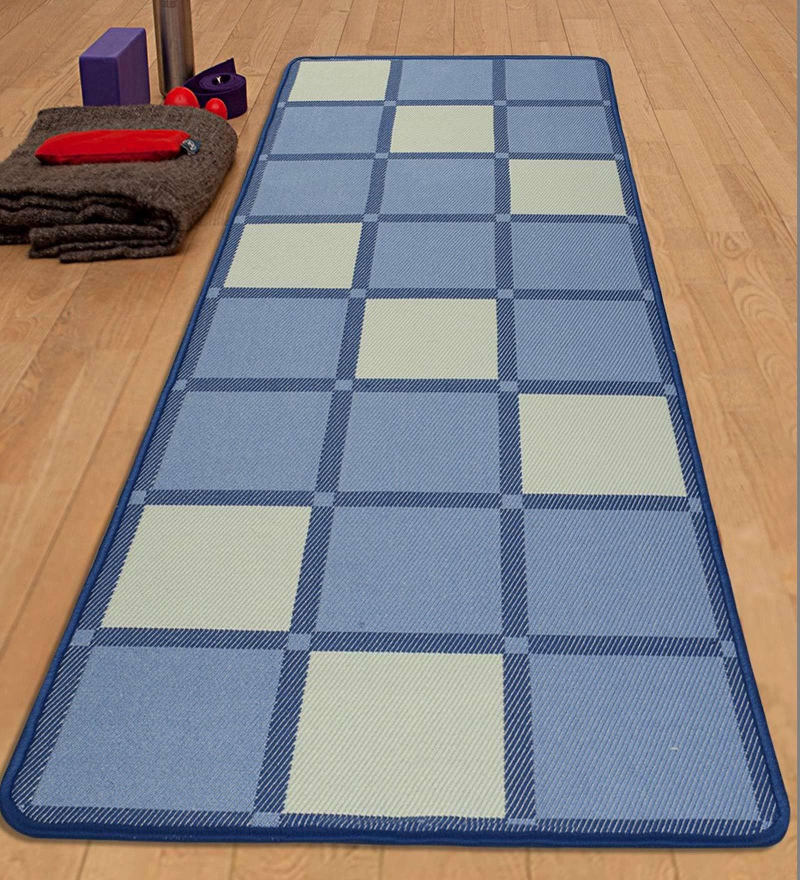 Geometric Pattern Microfibre 6 X 2 Feet Machine Made Hallway Runner