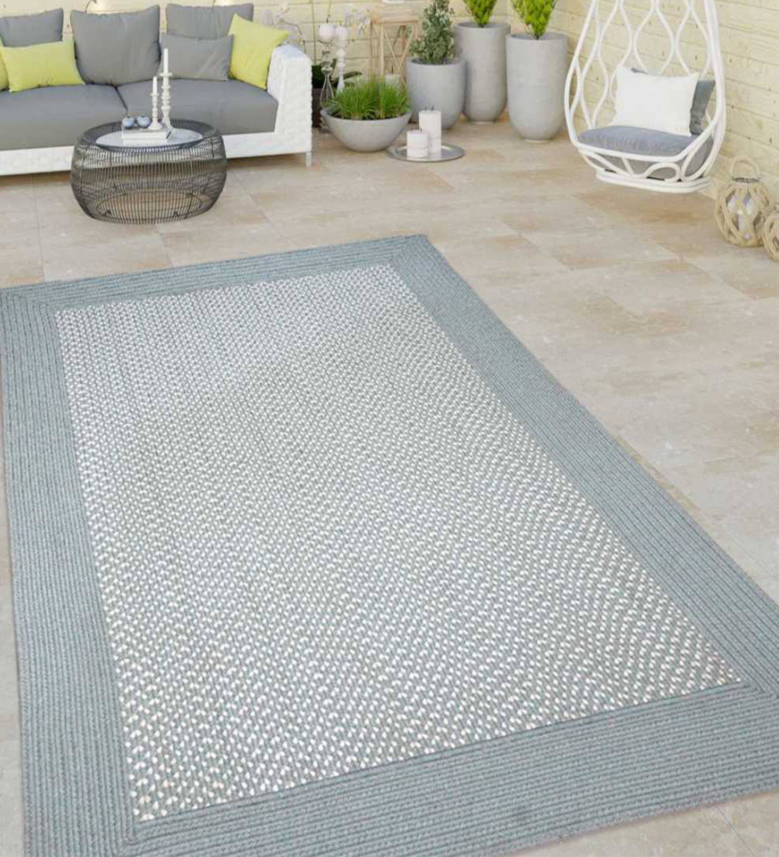 Abstract Pattern Polypropylene Machine Made 5 X 5 Feet Carpet