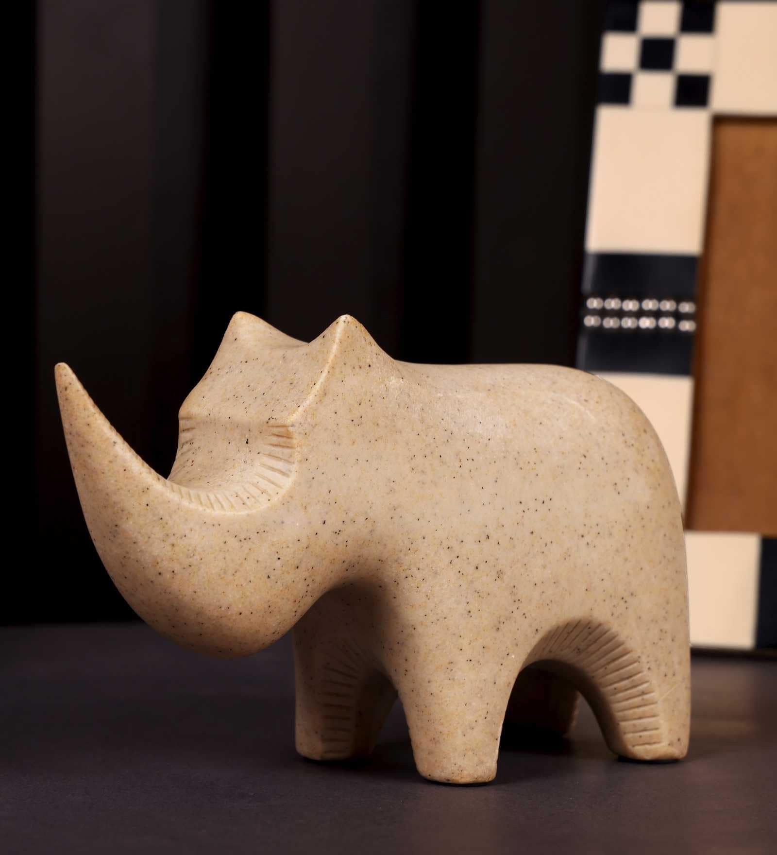 Abstracta Brown Rhino Resin Artifact