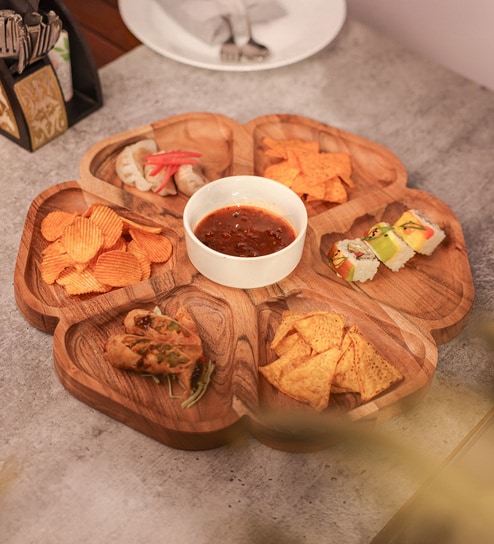 Acacia Wood Chip & Dip
