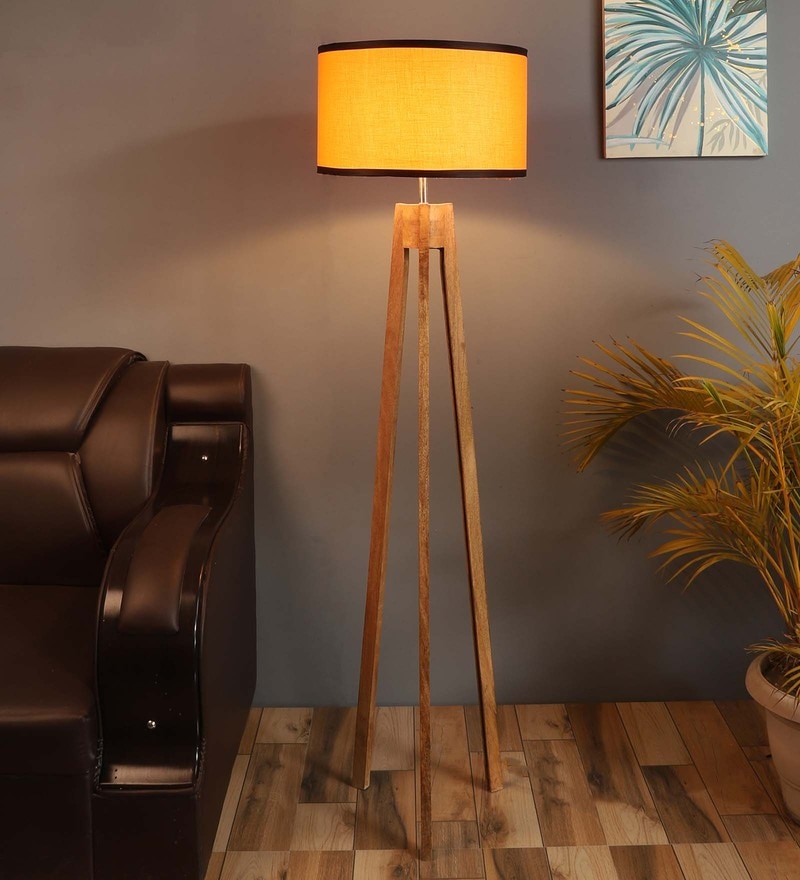 pepperfry tripod lamp