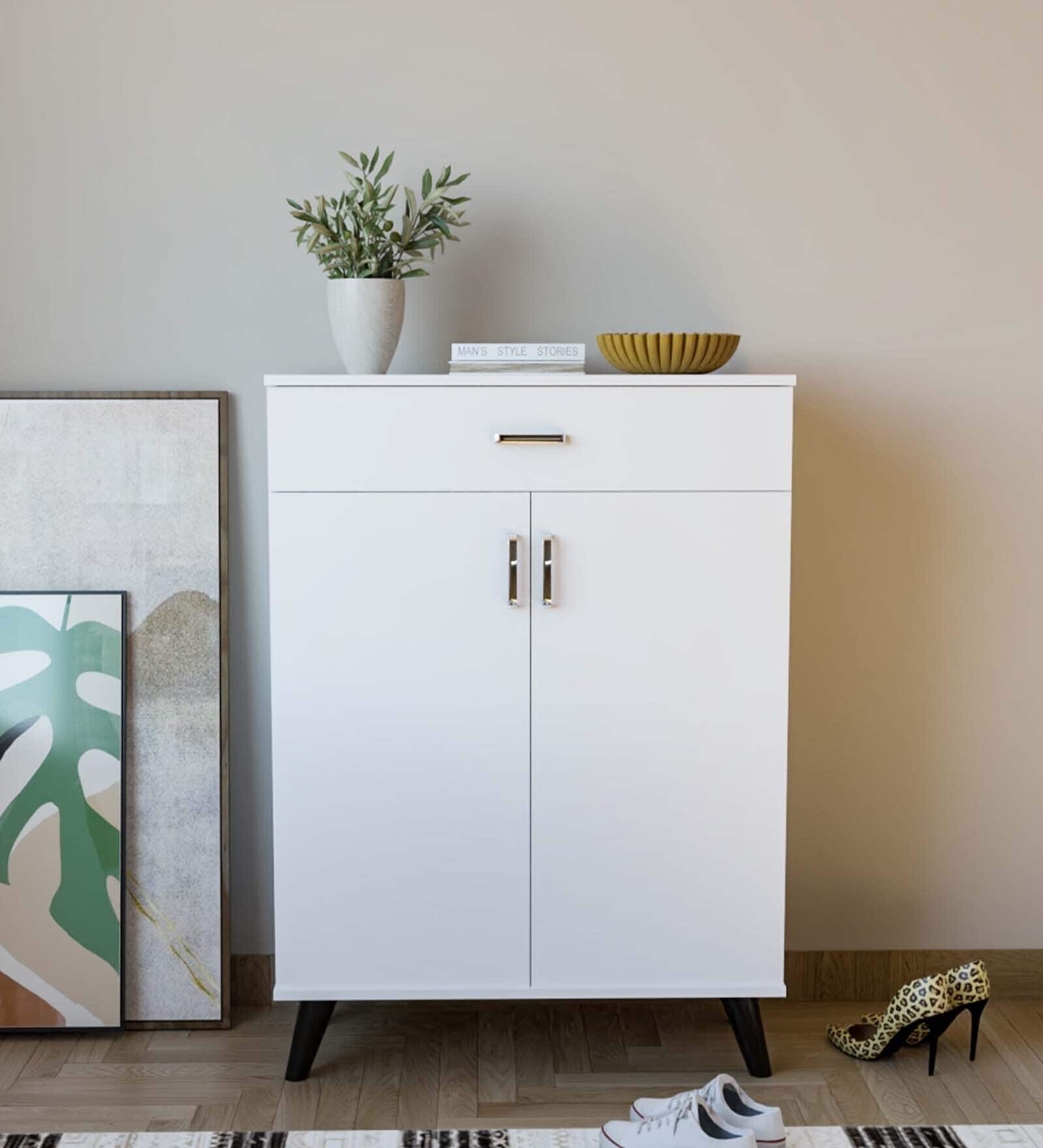 Akiyama Shoe Cabinet In White Finish
