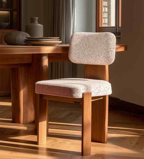 Akar Dining Chair In Kiara Finish
