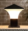 Lyra Black Aluminium Gate Light