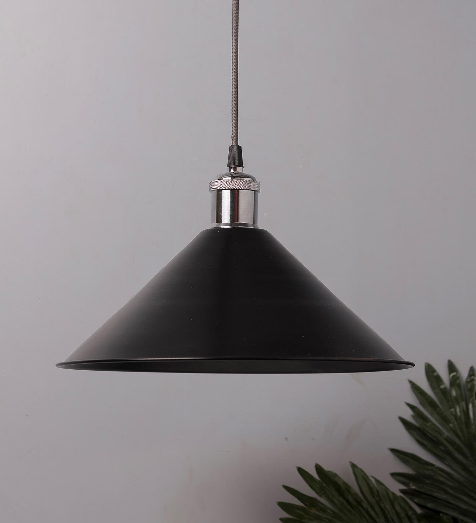 Ambrio Black Metal Hanging Light
