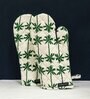 Green & White Cotton Heat Resistant Oven Gloves