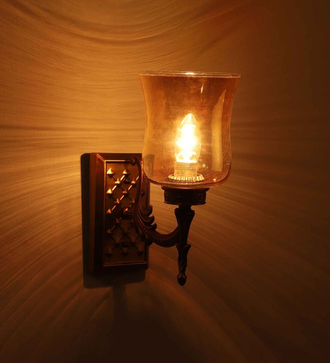 Buy Antique Brass Metal Wall Light By Eliante By Jainsons Lights Online